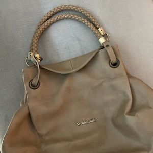 Nero Giardini slouch taupe bag